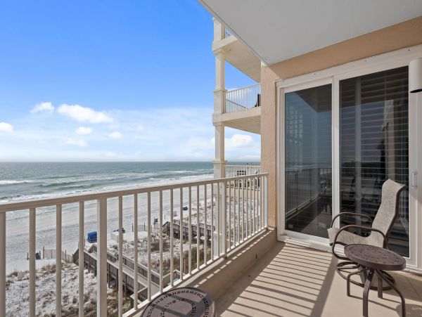 On Beach Destin Vacation Condo Three Bedrooms Gulf Views