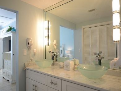 Modern master bathroom