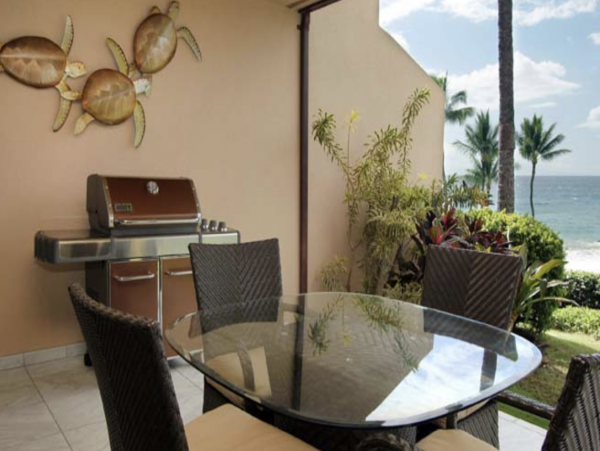 Luxury Two Bedroom Condo Walk to Beach Sleeps Six Guests