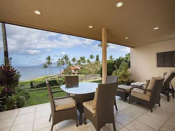 Luxury Two Bedroom Condo Walk to Beach Sleeps Six Guests