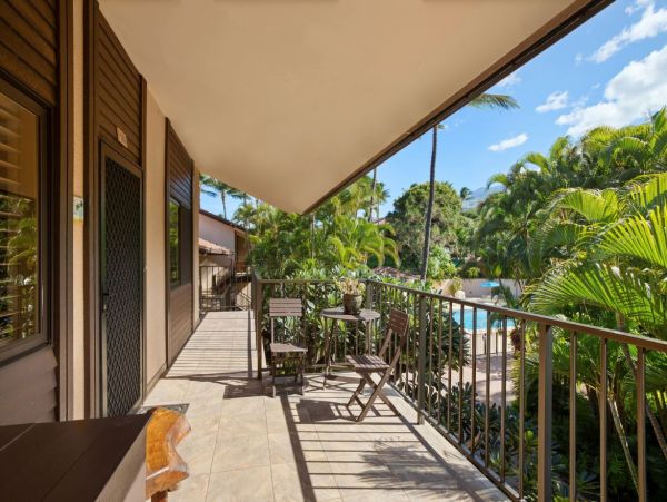 Maui Beachfront Vacation Rental - Wailea Oceanfront Condo