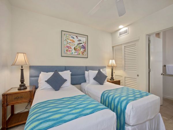 Maui Beachfront Vacation Rental - Wailea Oceanfront Condo