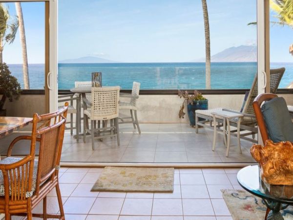 Maui Beachfront Vacation Rental - Wailea Oceanfront Condo