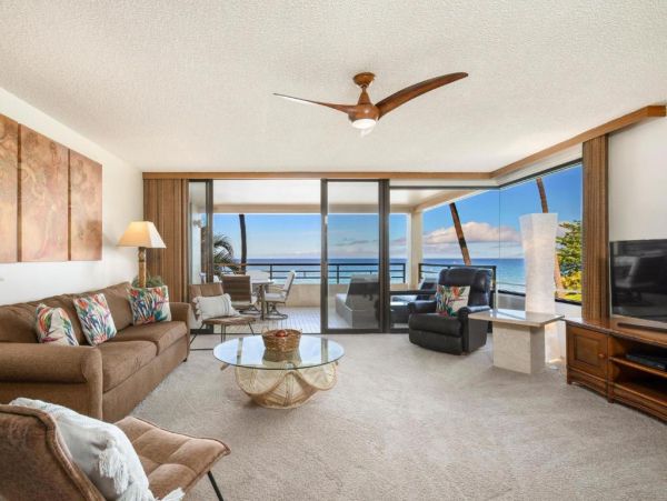 Wailea Beachfront Condo Rental - Luxury Oceanfront Accommodation