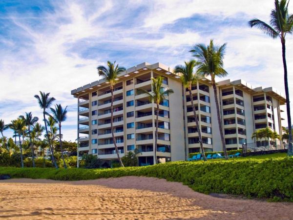Wailea Beachfront Condo Rental - Luxury Oceanfront Accommodation