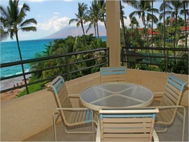 Ocean front condo in Kihei, Hawaii