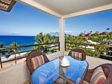 Lanai with Outdoor Furniture
