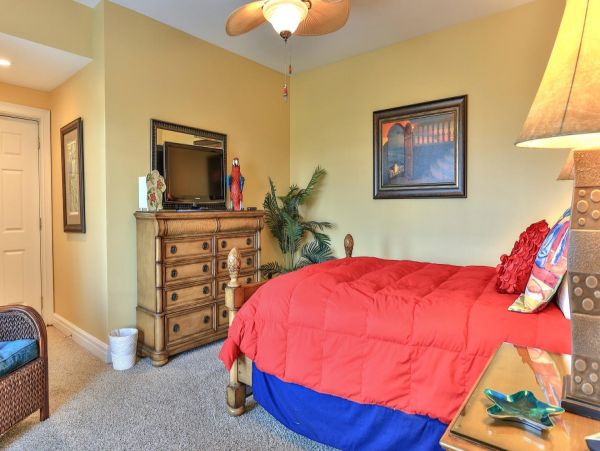 Luxury Miramar Beach Vacation Accommodation on Beach