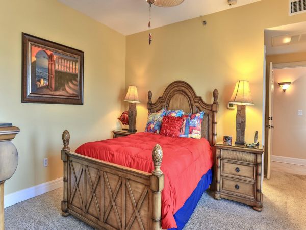 Luxury Miramar Beach Vacation Accommodation on Beach