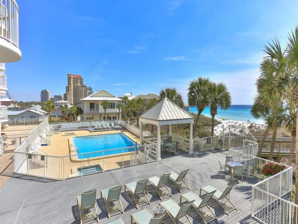 Gulf Front Vacation Three Bedroom Rental Private Balcony