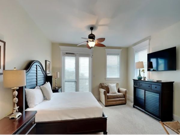 Miramar Beach Elegant 4-Bedroom Coastal Getaway Steps from the Gulf