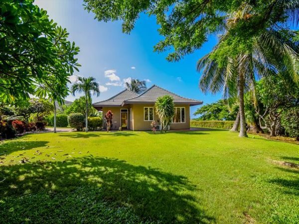 Launiupoko Vacation Rental - Maui Luxury Estate with Ocean Views
