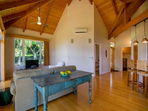 Launiupoko Vacation Rental - Maui Luxury Estate with Ocean Views