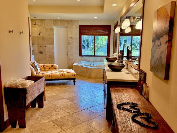Launiupoko Vacation Rental - Maui Luxury Estate with Ocean Views