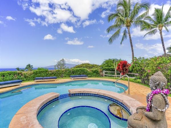 Launiupoko Vacation Rental - Maui Luxury Estate with Ocean Views