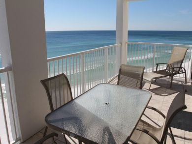 Outdoor dining area Outdoor dining area