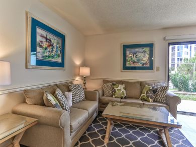 A Value Destin Rental with Three Bedrooms - Great Location!