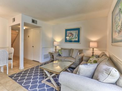 A Value Destin Rental with Three Bedrooms - Great Location!