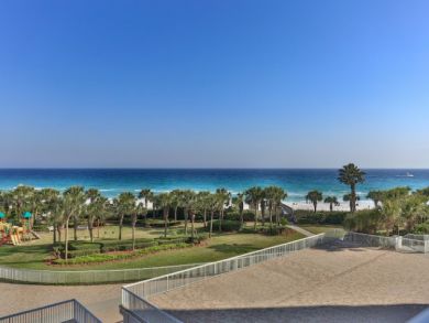Destin Beachfront Condo with Pool and Sleeps 8 Guests