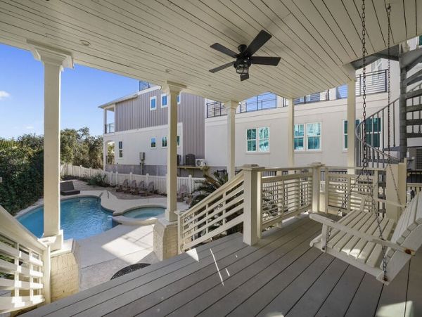 Luxury Santa Rosa Beach Vacation Rental Sleeps 28!