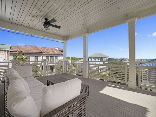 Luxury Santa Rosa Beach Vacation Rental Sleeps 28!