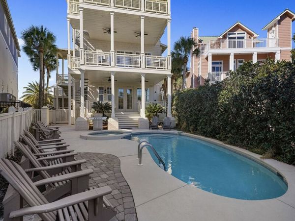 Luxury Santa Rosa Beach Vacation Rental Sleeps 28!