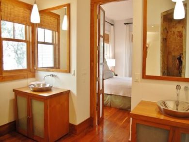 Ensuite bathroom with double vanity Ensuite bathroom with double vanity