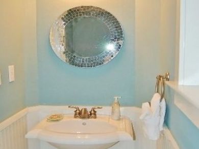 Powder room Powder room