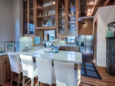 Breakfast Counter with Seating
