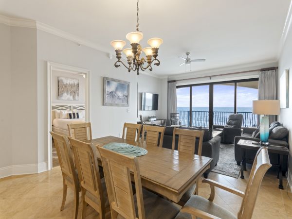 Luxury 4 Bedroom On Beach Vacation Rental in Destin