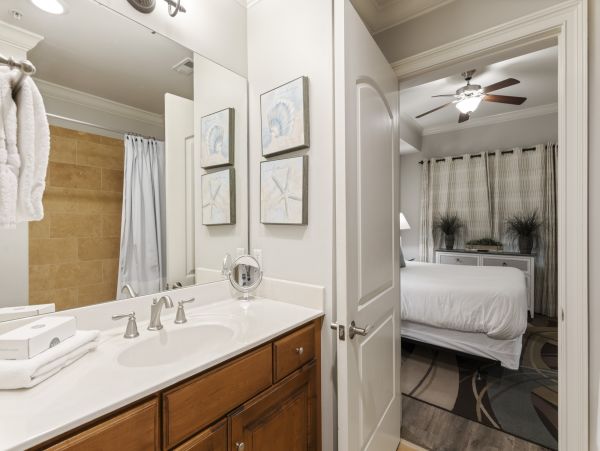 Luxury 4 Bedroom On Beach Vacation Rental in Destin