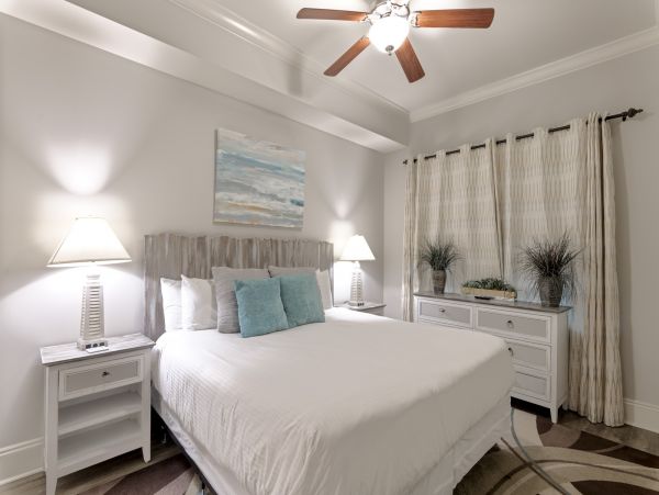 Luxury 4 Bedroom On Beach Vacation Rental in Destin