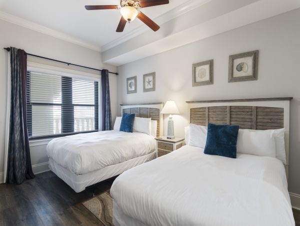 Luxury 4 Bedroom On Beach Vacation Rental in Destin