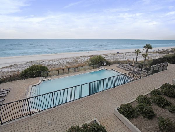 Luxury 4 Bedroom On Beach Vacation Rental in Destin