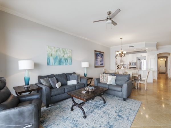 Luxury 4 Bedroom On Beach Vacation Rental in Destin
