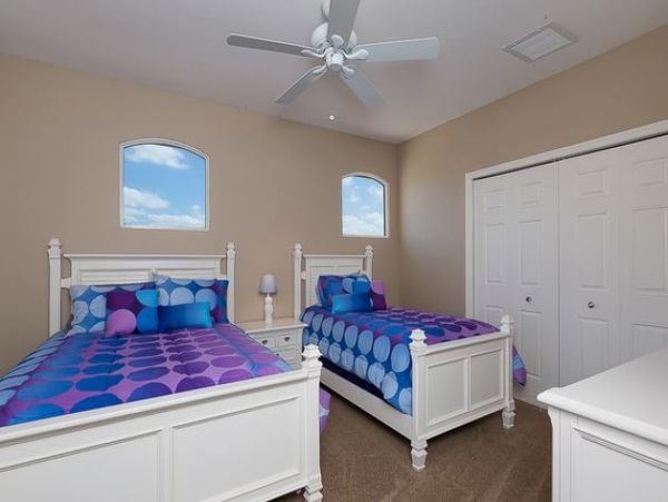 Marco Island Vacation Home Upscale Interior Pool & Boat Dock