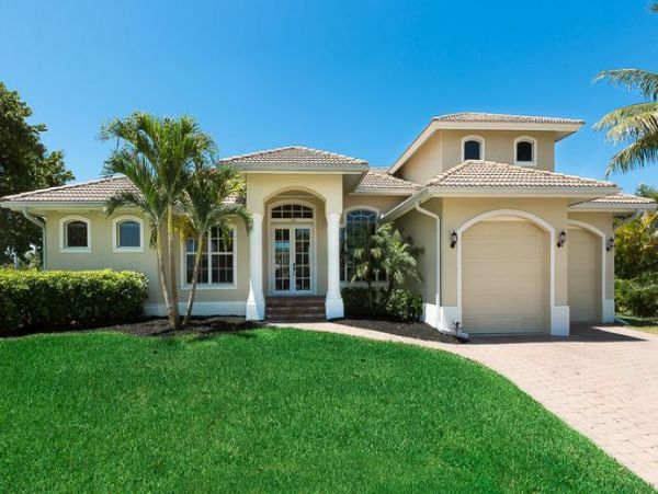 Marco Island Vacation Home Upscale Interior Pool & Boat Dock