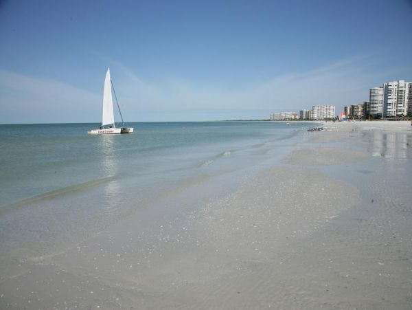 Marco Island Vacation Home Upscale Interior Pool & Boat Dock