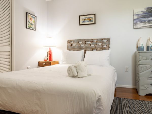 Anna Maria Island 3 Bedroom Vacation Pool Home Sleeps 6