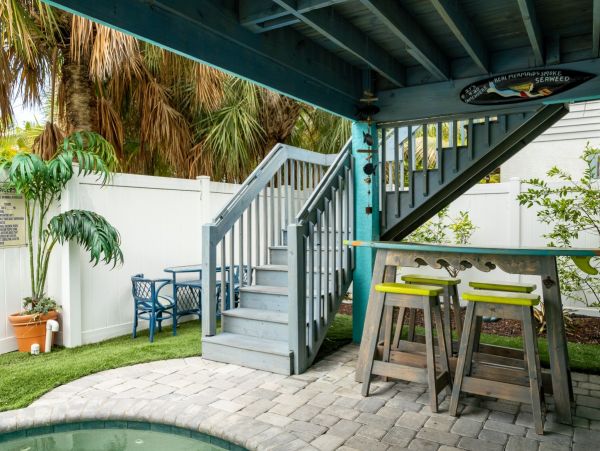 Anna Maria Island 3 Bedroom Vacation Pool Home Sleeps 6