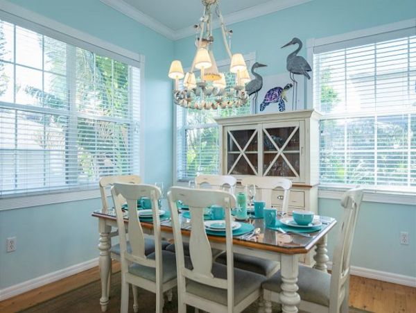 Anna Maria Vacation Accommodation Walk to Beach