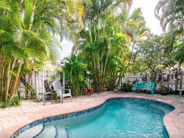 3 bed private pool Anna Maria Cottage STEPS TO THE BEACH! - additional view, photo 2