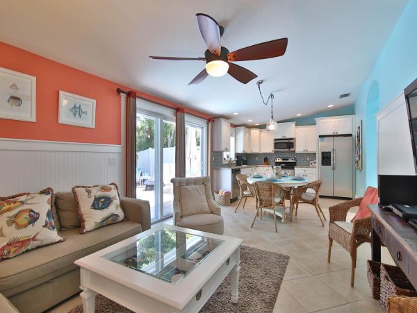 Holmes Beach Vacation Home Private Pool Short Walk To Beach
