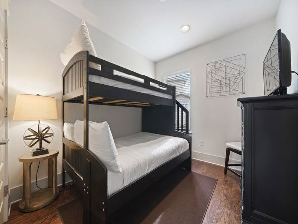 Six Bedroom Miramar Beach Vacation Home Sleeps 14