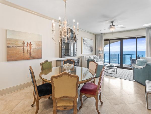Four Bedroom Beachfront Condo Sleeps 10