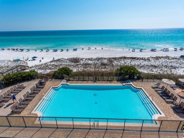 Destin 4 Bedroom Condo 300ft To The Sand! Gulf Views