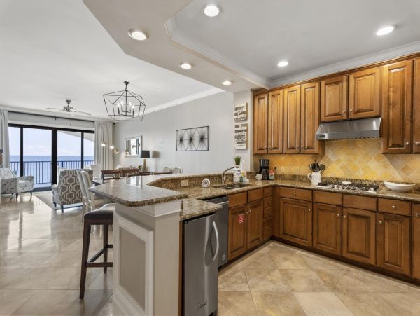 Destin 4 Bedroom Condo 300ft To The Sand! Gulf Views