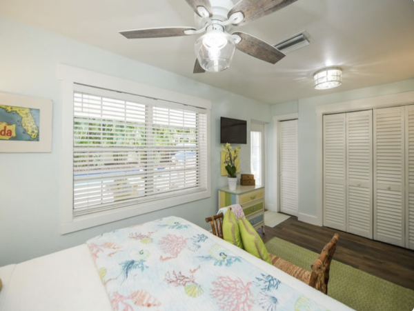 Anna Maria Two Bedroom Vacation Home Short Walk To Beach