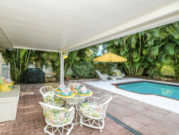 Anna Maria Two Bedroom Vacation Home Short Walk To Beach