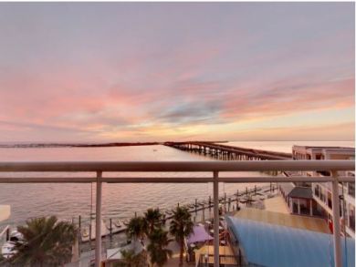 Luxury Destin Rental with Three Bedrooms Views